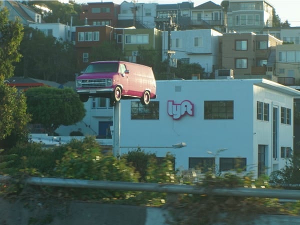 startup-billboards-of-the-silicon-valley-lyft