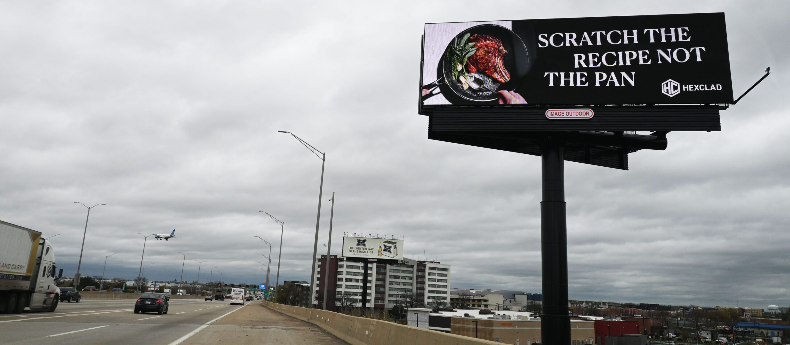 Hexclad Out of Home Advertising Campaign with OneScreen